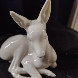 Fine Nymphenburg porcelain Deer/Doe figure, Theodor Kaerner- c 1915